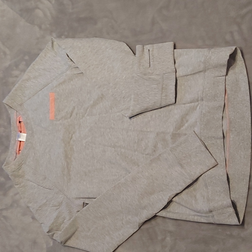 IVIVVA (by Lululemon) Sweatshirt